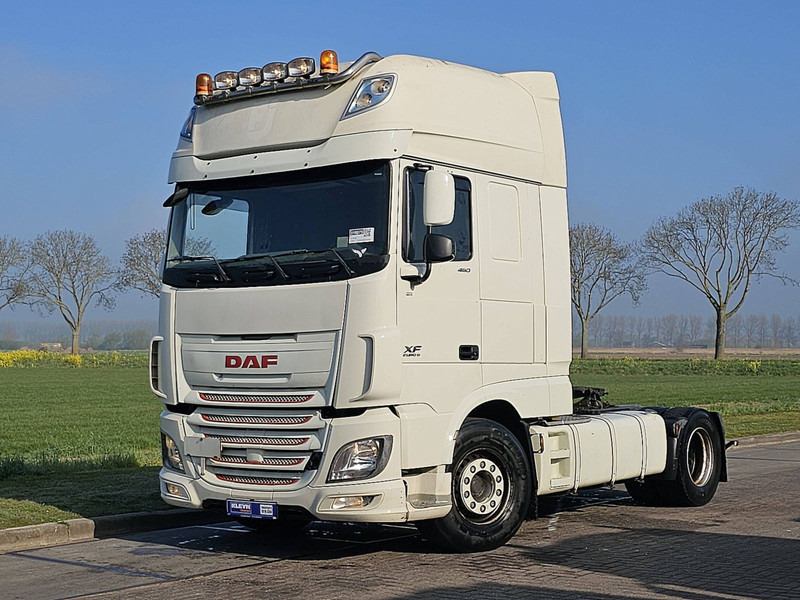 DAF XF 460 SSC MANUAL 2X TANK - Tracteur routier: photos 2 DAF XF 460 SSC MANUAL 2X TANK - Tracteur routier: photos 2