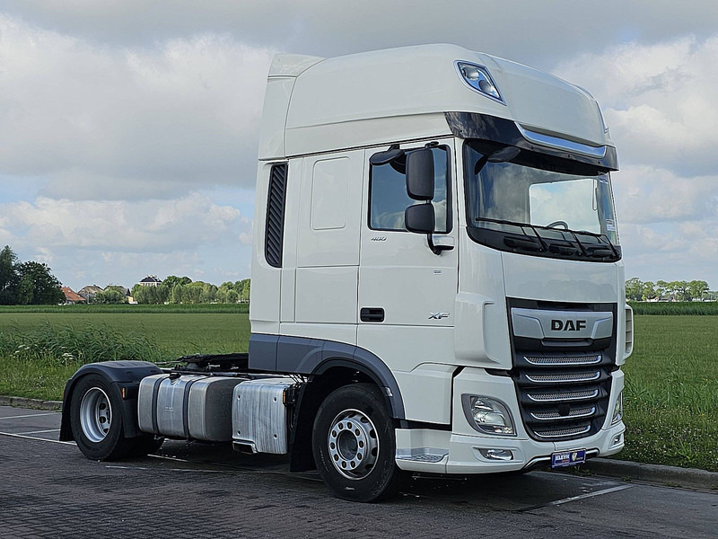 DAF XF 480 SSC 2X TANK LED 349T - Tracteur routier: photos 5 DAF XF 480 SSC 2X TANK LED 349T - Tracteur routier: photos 5
