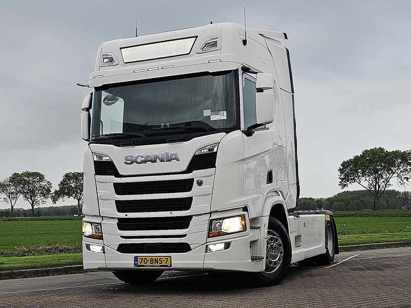 Scania R410 HL SKIRTS NL-TRUCK - Tracteur routier: photos 1 Scania R410 HL SKIRTS NL-TRUCK - Tracteur routier: photos 1