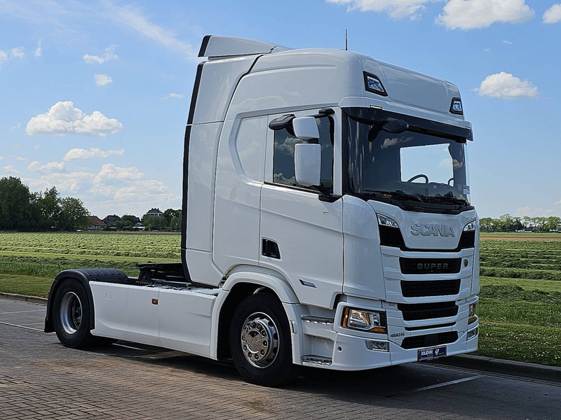 Scania R460 SUPER 2X TANK RETAR. - Tracteur routier: photos 5 Scania R460 SUPER 2X TANK RETAR. - Tracteur routier: photos 5