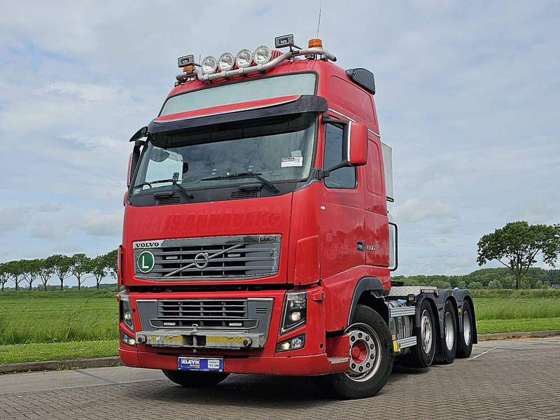 Volvo FH 16.600 8X4 145T GVW MANUAL - Tracteur routier: photos 1 Volvo FH 16.600 8X4 145T GVW MANUAL - Tracteur routier: photos 1