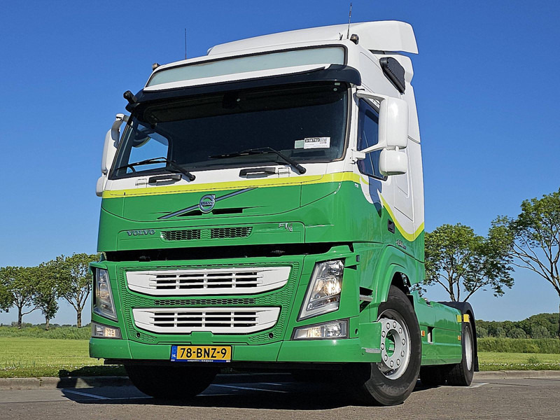 Volvo FM 420 GLOBETROTTER 13 LTR - Tracteur routier: photos 1 Volvo FM 420 GLOBETROTTER 13 LTR - Tracteur routier: photos 1