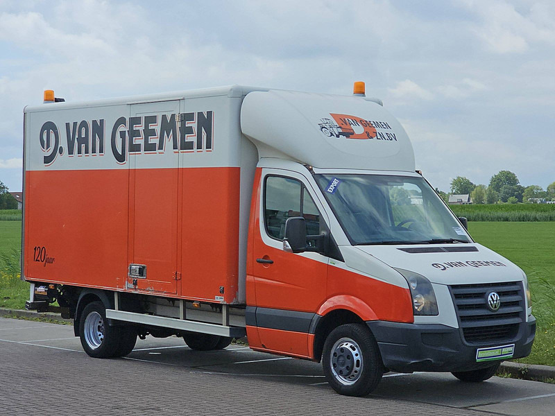 Volkswagen Crafter 50 2.0 XL - Fourgon: photos 5 Volkswagen Crafter 50 2.0 XL - Fourgon: photos 5