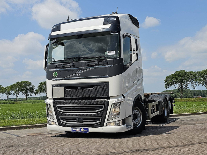 Volvo FH 500 - Camion porte-conteneur/ Caisse mobile: photos 1 Volvo FH 500 - Camion porte-conteneur/ Caisse mobile: photos 1