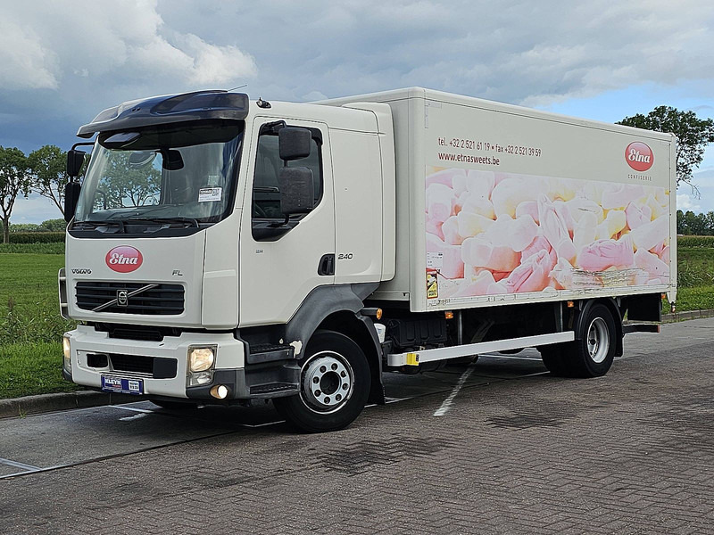 Volvo FL 240.12 - Camion fourgon: photos 2 Volvo FL 240.12 - Camion fourgon: photos 2