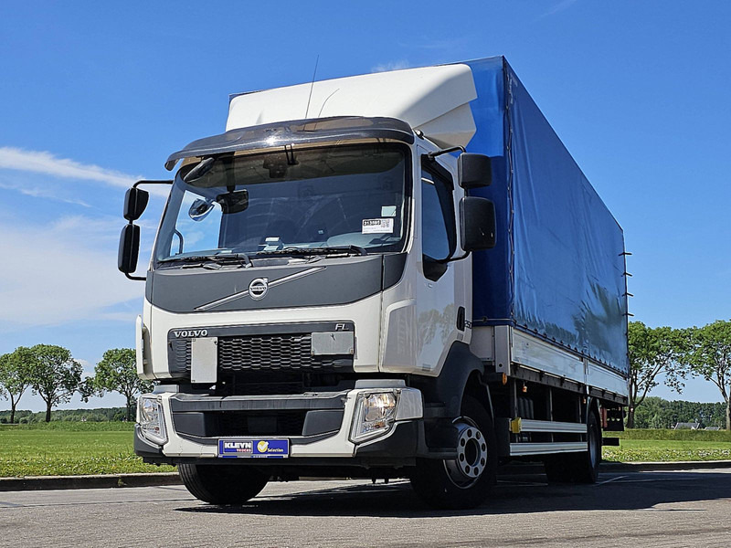 Volvo FL 250.14 14T AIRCO LIFT - Camion à rideaux coulissants: photos 1 Volvo FL 250.14 14T AIRCO LIFT - Camion à rideaux coulissants: photos 1