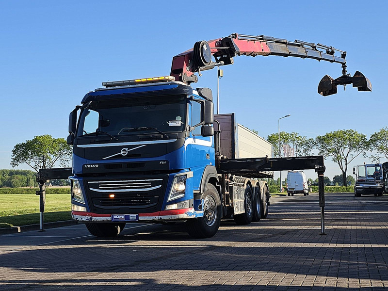 Volvo FM 460 8X2 HMF 3220 K6 - Camion plateau, Camion grue: photos 1 Volvo FM 460 8X2 HMF 3220 K6 - Camion plateau, Camion grue: photos 1