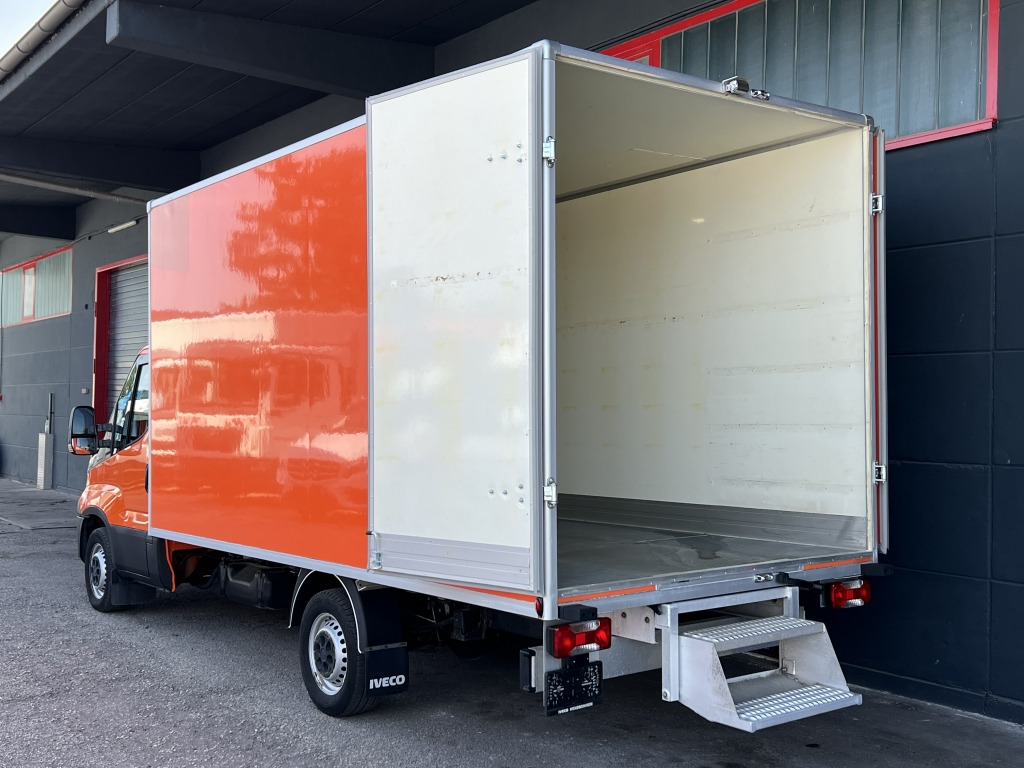 Iveco Daily 35S14 MAXI 4,35m Portaltüren Klima Kamera - Fourgon: photos 4 Iveco Daily 35S14 MAXI 4,35m Portaltüren Klima Kamera - Fourgon: photos 4