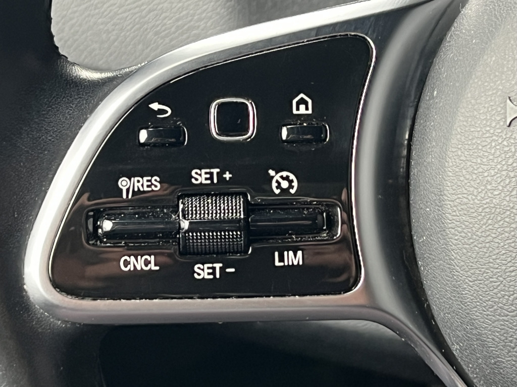 Mercedes-Benz Sprinter 315 CDI Klima Tempomat 3-Sitze 77.000km - Fourgon utilitaire: photos 2 Mercedes-Benz Sprinter 315 CDI Klima Tempomat 3-Sitze 77.000km - Fourgon utilitaire: photos 2