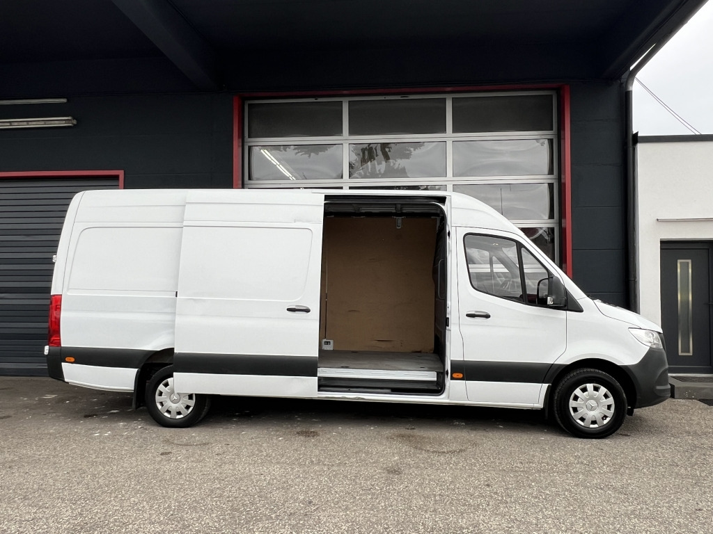 Mercedes-Benz Sprinter 315 CDI Klima Tempomat 3-Sitze 77.000km - Fourgon utilitaire: photos 3 Mercedes-Benz Sprinter 315 CDI Klima Tempomat 3-Sitze 77.000km - Fourgon utilitaire: photos 3