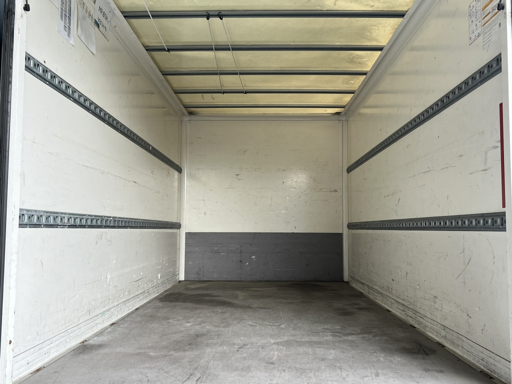 VW Crafter Maxi 4,35m Koffer+LBW Rückf.Kamera Klima - Fourgon: photos 2 VW Crafter Maxi 4,35m Koffer+LBW Rückf.Kamera Klima - Fourgon: photos 2