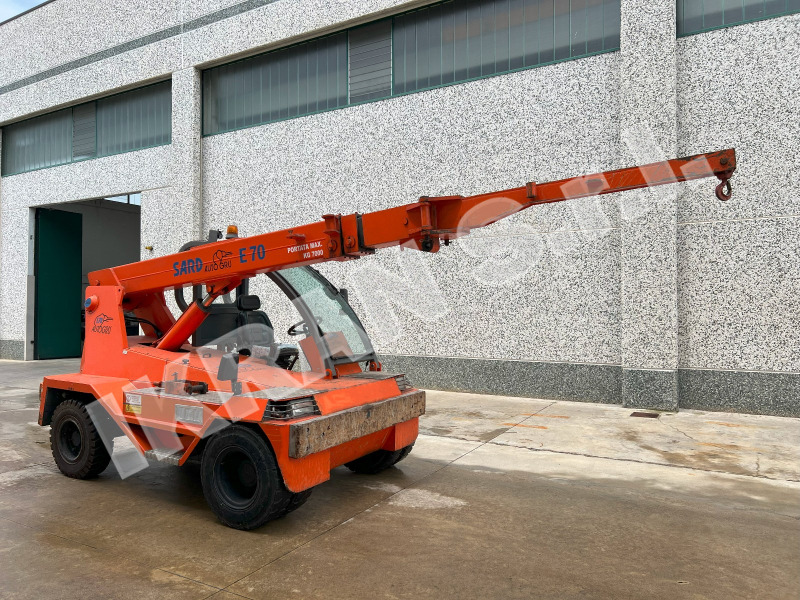 Sard E70 - Mini grue: photos 3 Sard E70 - Mini grue: photos 3