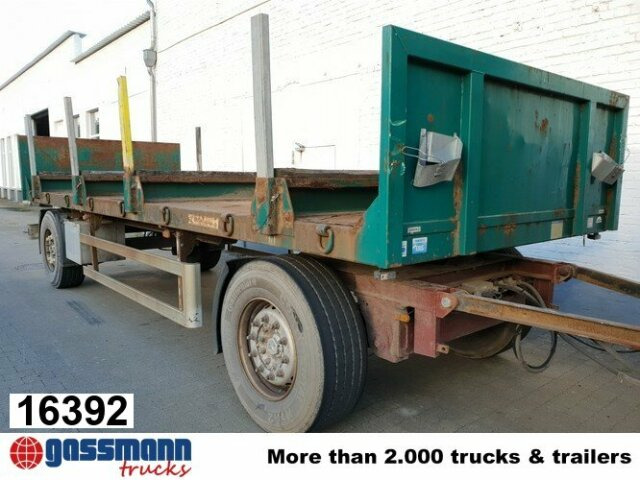 Anhänger Pritsche Plateau, Rungen, 3x vorh. - Remorque plateau: photos 1 Anhänger Pritsche Plateau, Rungen, 3x vorh. - Remorque plateau: photos 1