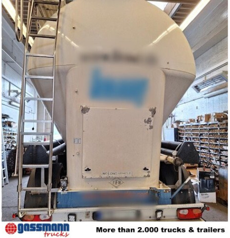 Feldbinder EUT 38.3-3, Liftachse, 3 Kammern, ca. 38.000l - Citerne pulvérulente: photos 3 Feldbinder EUT 38.3-3, Liftachse, 3 Kammern, ca. 38.000l - Citerne pulvérulente: photos 3