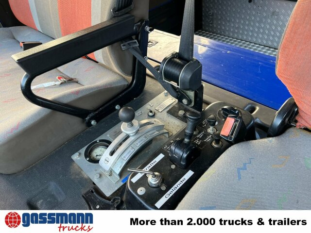 Iveco 120-23 AW 4x4 Doka, V8-Motor, Mannschaftswagen - Camion fourgon: photos 3 Iveco 120-23 AW 4x4 Doka, V8-Motor, Mannschaftswagen - Camion fourgon: photos 3