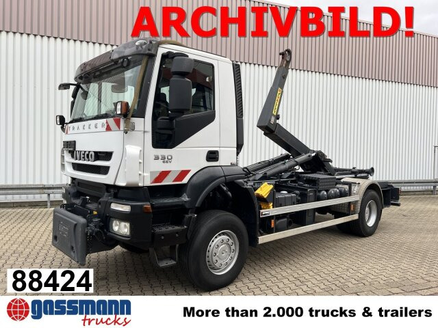Iveco Trakker AD190T33WP 4x4, Winterdienstausstattung - Camion ampliroll: photos 1 Iveco Trakker AD190T33WP 4x4, Winterdienstausstattung - Camion ampliroll: photos 1