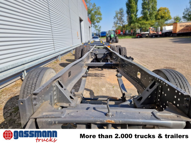 Iveco Trakker AD260T45 6x4, BRANDSCHADEN FAHRERHAUS! - Châssis cabine: photos 2 Iveco Trakker AD260T45 6x4, BRANDSCHADEN FAHRERHAUS! - Châssis cabine: photos 2