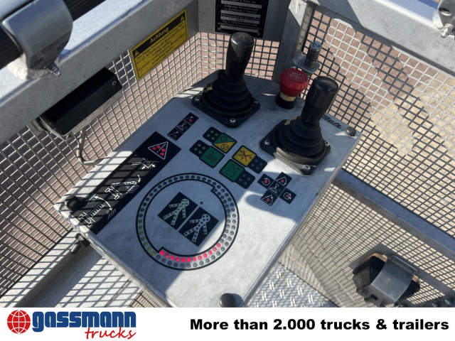 MAN LE 15.255 4x2 LLC Doka, Metz DLA-K 12/9 - Camion de pompier: photos 3 MAN LE 15.255 4x2 LLC Doka, Metz DLA-K 12/9 - Camion de pompier: photos 3