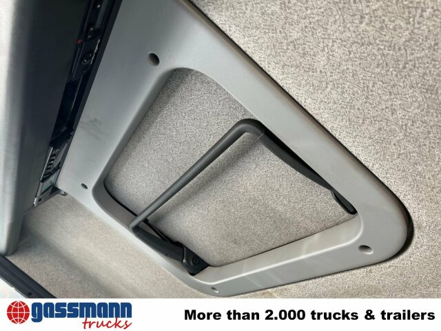 MAN TGL 12.220 4X2 BL mit Motorschaden, - Camion frigorifique: photos 2 MAN TGL 12.220 4X2 BL mit Motorschaden, - Camion frigorifique: photos 2