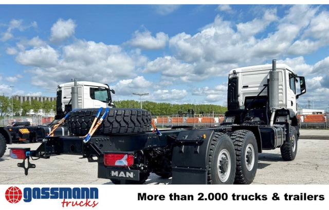 MAN TGS 33.440 6x6 BB CH, Euro2, Einzelbereifung - Châssis cabine: photos 5 MAN TGS 33.440 6x6 BB CH, Euro2, Einzelbereifung - Châssis cabine: photos 5