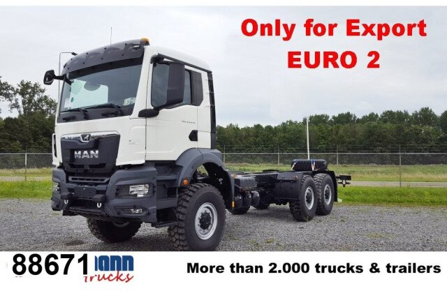 MAN TGS 33.440 6x6 BB CH, Euro2, Einzelbereifung - Châssis cabine: photos 1 MAN TGS 33.440 6x6 BB CH, Euro2, Einzelbereifung - Châssis cabine: photos 1