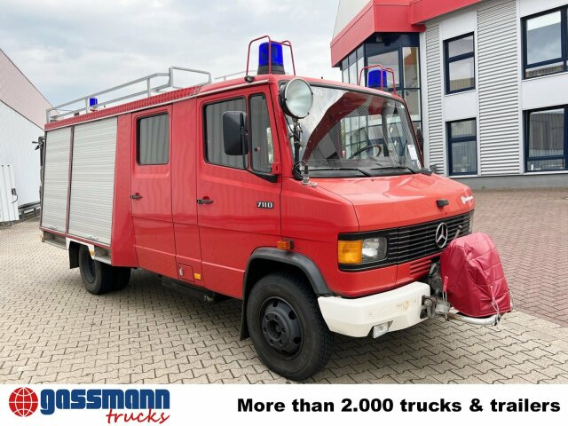 Camion de pompier Mercedes-Benz 711 D 4x2 Doka, LF 8: photos 10