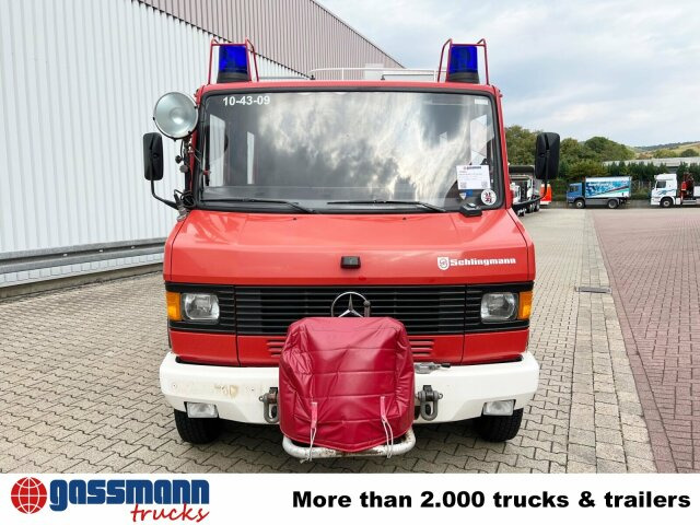 Camion de pompier Mercedes-Benz 711 D 4x2 Doka, LF 8: photos 8