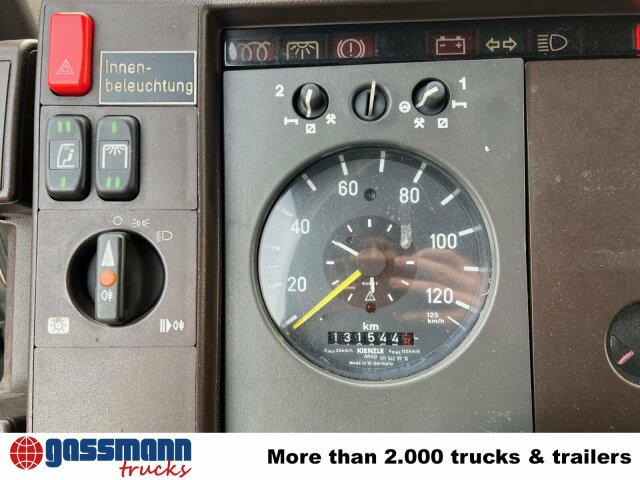 Mercedes-Benz 711 D-KA 4x2, Standklima, 11-Sitze, 2 x on stock - Camion fourgon: photos 5 Mercedes-Benz 711 D-KA 4x2, Standklima, 11-Sitze, 2 x on stock - Camion fourgon: photos 5