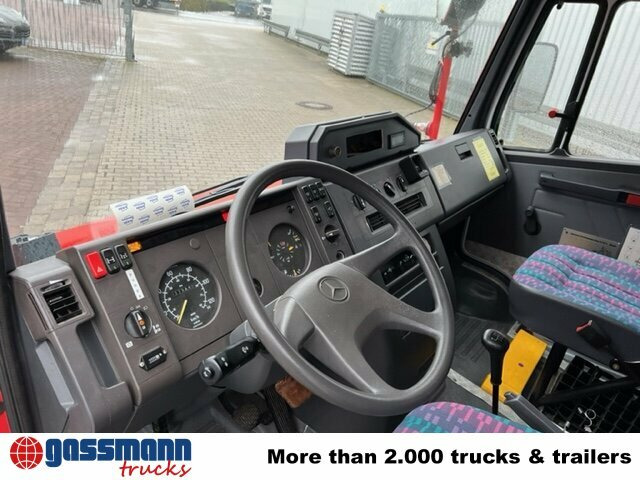 Mercedes-Benz 814 D 4x2 Doka, TLF 8 - Camion de pompier: photos 4 Mercedes-Benz 814 D 4x2 Doka, TLF 8 - Camion de pompier: photos 4