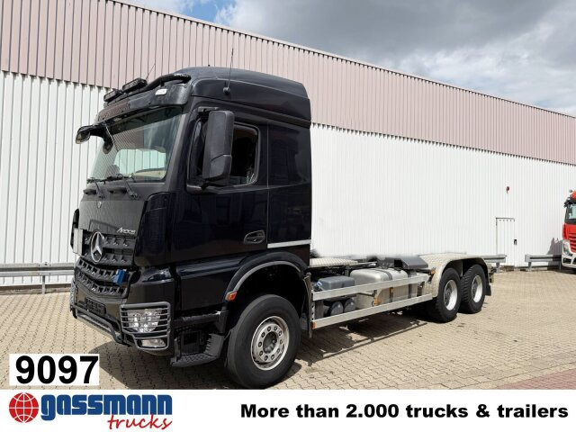 Mercedes-Benz Arocs 3351 6x4, Grounder, Retarder, Multimedia - Châssis cabine: photos 1 Mercedes-Benz Arocs 3351 6x4, Grounder, Retarder, Multimedia - Châssis cabine: photos 1