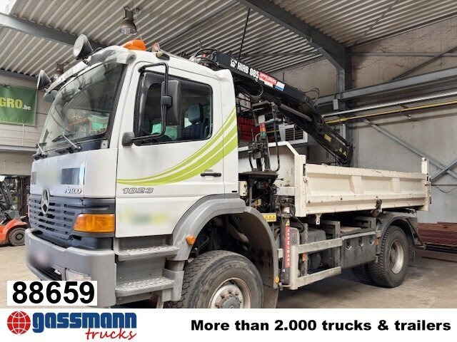 Mercedes-Benz Atego 1823AK 4x4, Kran HIAB, Bordmatik - Camion benne, Camion grue: photos 1 Mercedes-Benz Atego 1823AK 4x4, Kran HIAB, Bordmatik - Camion benne, Camion grue: photos 1