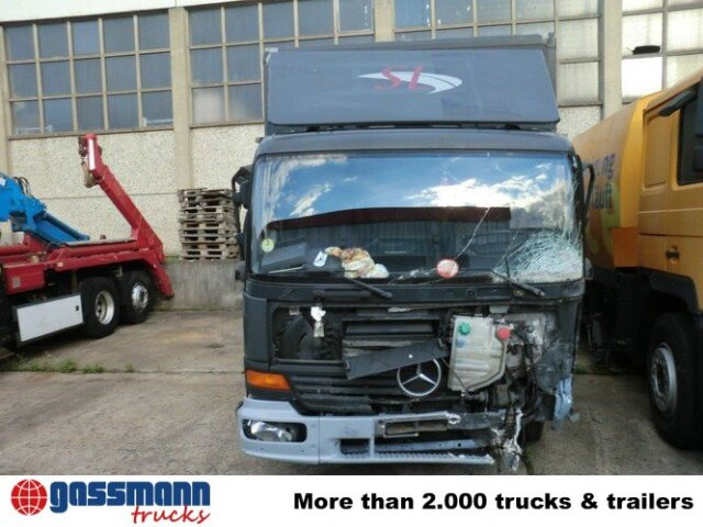 Camion fourgon Mercedes-Benz Atego 815 4x2, UNFALL! Ersatzteilträger!: photos 8 Camion fourgon Mercedes-Benz Atego 815 4x2, UNFALL! Ersatzteilträger!: photos 8