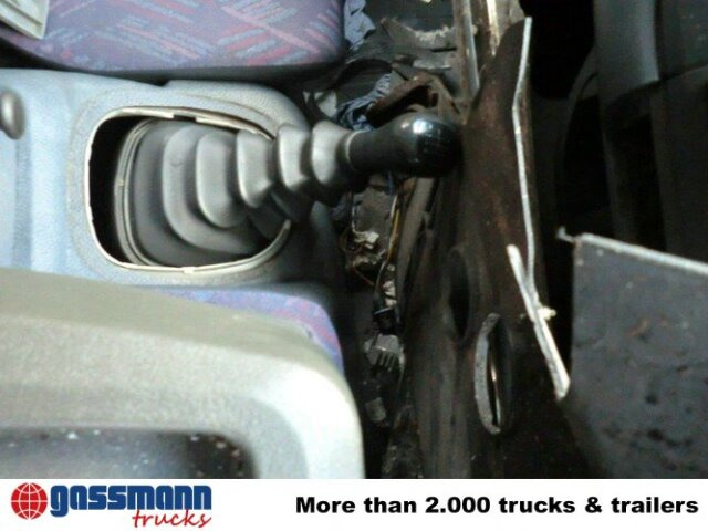 Camion fourgon Mercedes-Benz Atego 815 4x2, UNFALL! Ersatzteilträger!: photos 13 Camion fourgon Mercedes-Benz Atego 815 4x2, UNFALL! Ersatzteilträger!: photos 13