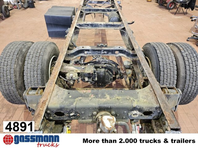 Mercedes-Benz LK 817, 5,7t Hinterachse - Essieu arrière pour Camion: photos 1 Mercedes-Benz LK 817, 5,7t Hinterachse - Essieu arrière pour Camion: photos 1