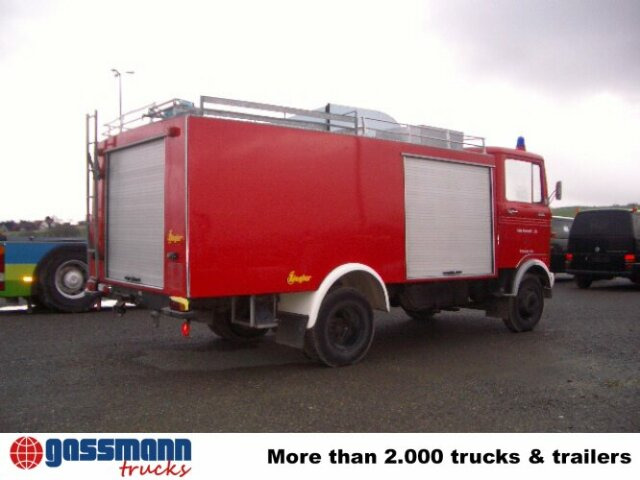 Mercedes-Benz LP 813 4x2 Löschfahrzeug mit Wasserbehälter - Camion de pompier: photos 5 Mercedes-Benz LP 813 4x2 Löschfahrzeug mit Wasserbehälter - Camion de pompier: photos 5
