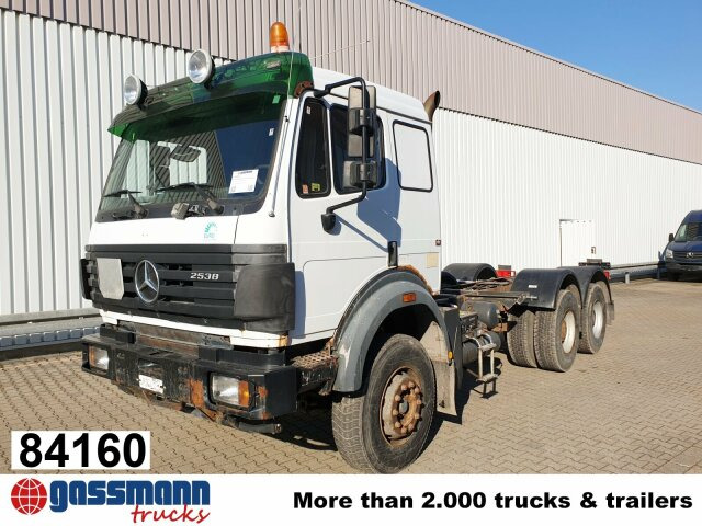 Mercedes-Benz SK II 25/2638 K 6x4, V8, Retarder, 2x - Châssis cabine: photos 1 Mercedes-Benz SK II 25/2638 K 6x4, V8, Retarder, 2x - Châssis cabine: photos 1