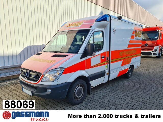 Mercedes-Benz Sprinter 316 KA 4x2, Rettungswagen - Fourgon utilitaire: photos 1 Mercedes-Benz Sprinter 316 KA 4x2, Rettungswagen - Fourgon utilitaire: photos 1