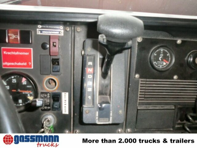 Renault G F231 4x2 - Camion de pompier: photos 2 Renault G F231 4x2 - Camion de pompier: photos 2