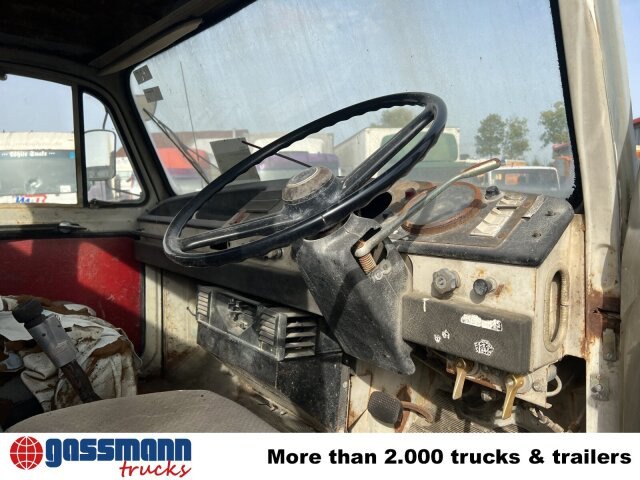 Saurer V5 4x2 - Châssis cabine: photos 4 Saurer V5 4x2 - Châssis cabine: photos 4