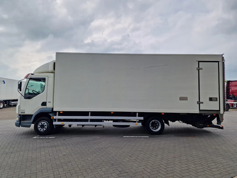 DAF LF 45.170 - Box - Loadlift - Manual gearbox - Old Tacho - Camion fourgon: photos 4 DAF LF 45.170 - Box - Loadlift - Manual gearbox - Old Tacho - Camion fourgon: photos 4