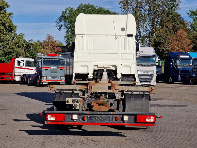 DAF XF 410 SuperSpaceCab 4x2 BDF - Retarder - Full air - 5.70 WB - Camion porte-conteneur/ Caisse mobile: photos 5 DAF XF 410 SuperSpaceCab 4x2 BDF - Retarder - Full air - 5.70 WB - Camion porte-conteneur/ Caisse mobile: photos 5