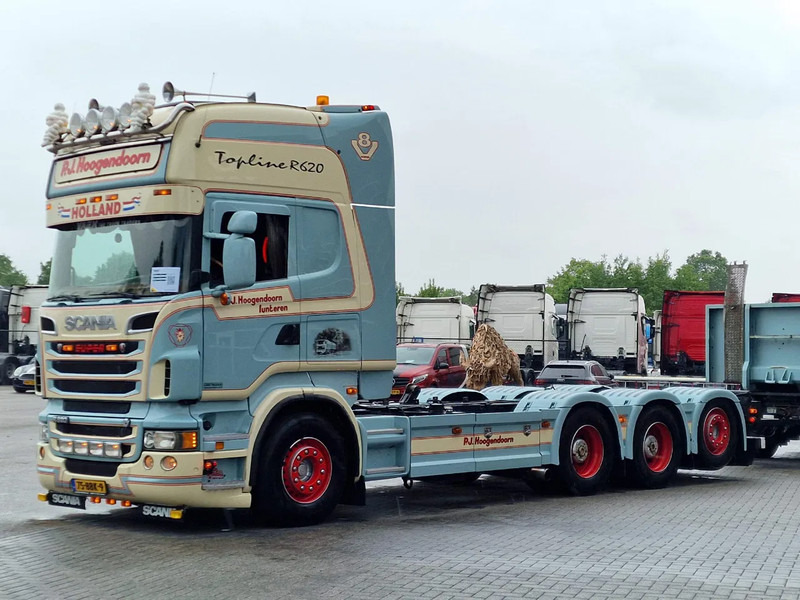 Scania R620 Topline 8x4 - Retarder - Full air - Custom interior - Show truck - HUB reduction - Châssis cabine: photos 3 Scania R620 Topline 8x4 - Retarder - Full air - Custom interior - Show truck - HUB reduction - Châssis cabine: photos 3