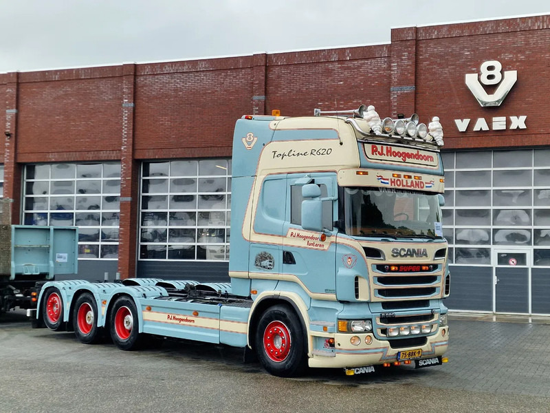 Scania R620 Topline 8x4 - Retarder - Full air - Custom interior - Show truck - HUB reduction - Châssis cabine: photos 1 Scania R620 Topline 8x4 - Retarder - Full air - Custom interior - Show truck - HUB reduction - Châssis cabine: photos 1