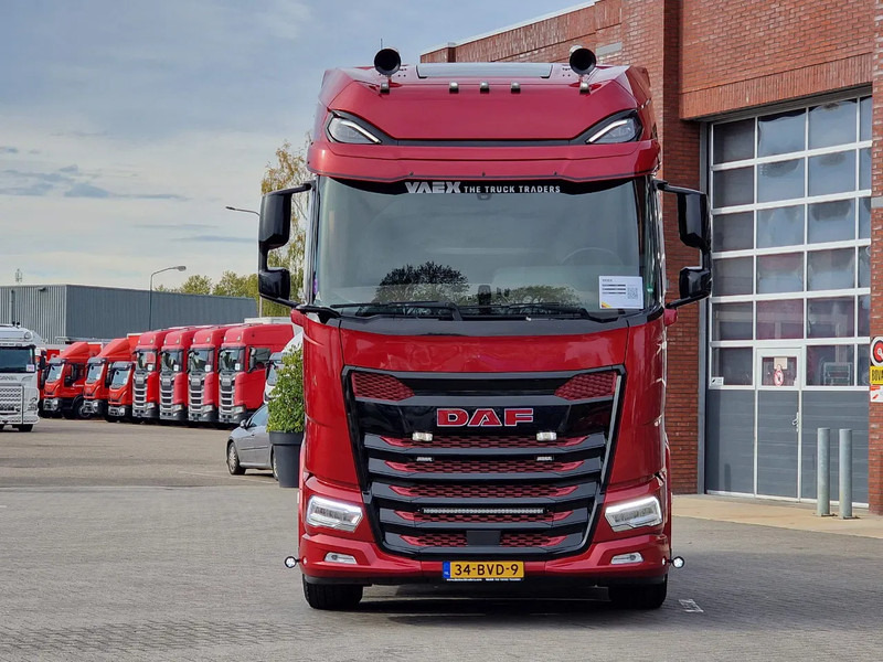 DAF XG+ 530 4x2 - Full spec - New engine - Full air - Leather interior - 2x tank - - Tracteur routier: photos 2 DAF XG+ 530 4x2 - Full spec - New engine - Full air - Leather interior - 2x tank - - Tracteur routier: photos 2