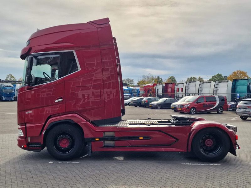 DAF XG+ 530 4x2 - Full spec - New engine - Full air - Leather interior - 2x tank - - Tracteur routier: photos 4 DAF XG+ 530 4x2 - Full spec - New engine - Full air - Leather interior - 2x tank - - Tracteur routier: photos 4