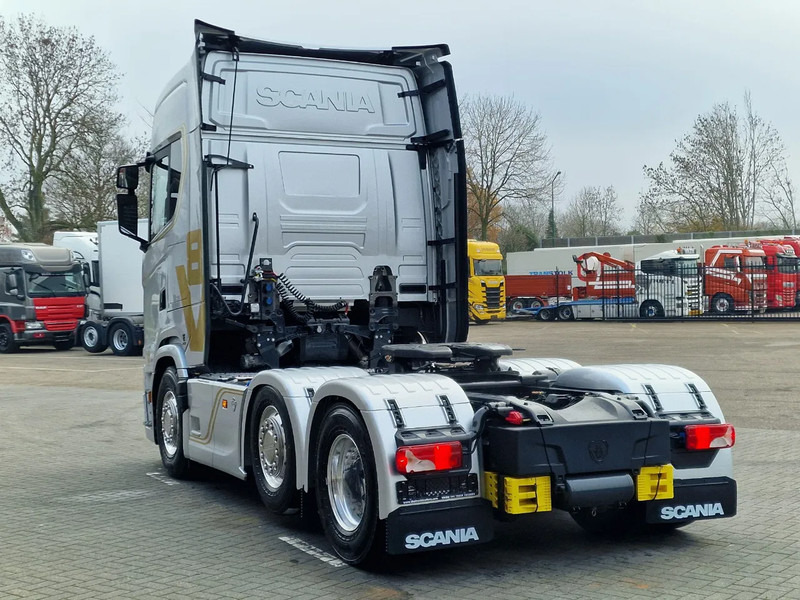 Scania 660S V8 NGS Highline 6x2/4 - New - Full spec - Retarder - Night clima - Led - Leather - Navi - Tracteur routier: photos 5 Scania 660S V8 NGS Highline 6x2/4 - New - Full spec - Retarder - Night clima - Led - Leather - Navi - Tracteur routier: photos 5