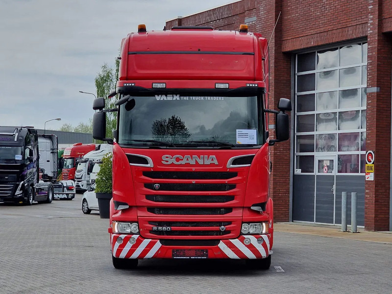 Scania R580 V8 Topline 6x2/4 MLB - Retarder - Full air - Steering axle - 2x tank - Tracteur routier: photos 2 Scania R580 V8 Topline 6x2/4 MLB - Retarder - Full air - Steering axle - 2x tank - Tracteur routier: photos 2