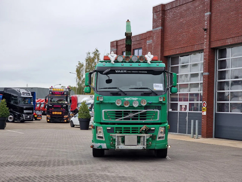 Volvo FH 13.440 6x2*4 - HIAB Hooklift 17T - Euro 5 - I shift - Steering axle - Camion ampliroll: photos 2 Volvo FH 13.440 6x2*4 - HIAB Hooklift 17T - Euro 5 - I shift - Steering axle - Camion ampliroll: photos 2