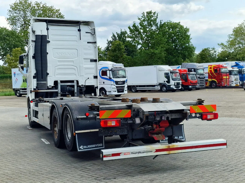 Volvo FH 13.500 Globetrotter XL 6x2 - BDF - Retarder - I parkcool - Full air - 4.90 WB - Camion porte-conteneur/ Caisse mobile: photos 5 Volvo FH 13.500 Globetrotter XL 6x2 - BDF - Retarder - I parkcool - Full air - 4.90 WB - Camion porte-conteneur/ Caisse mobile: photos 5