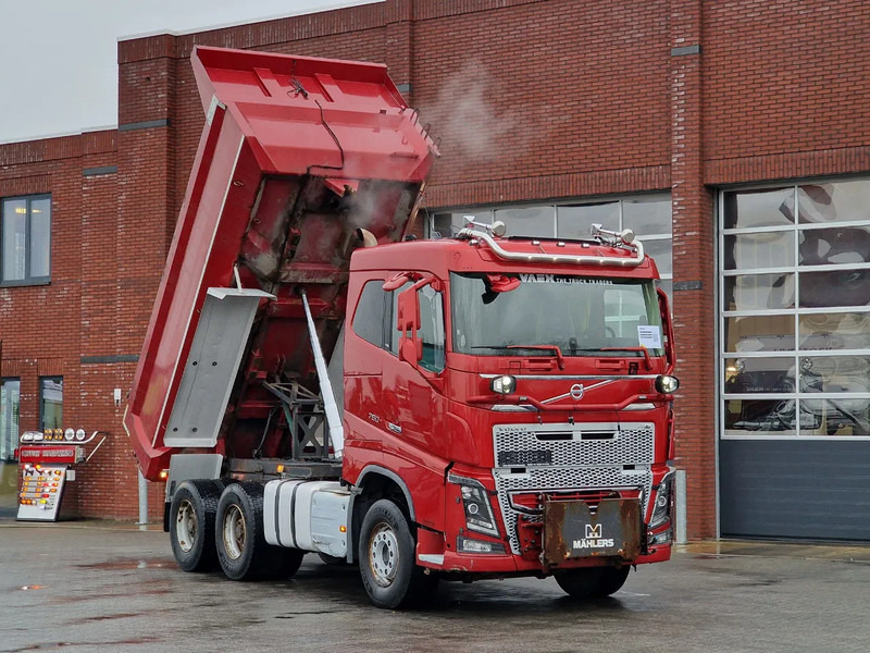Volvo FH 16.750 6x4 Tipper - Retarder - HUB reduction - Full air - Camion benne: photos 1 Volvo FH 16.750 6x4 Tipper - Retarder - HUB reduction - Full air - Camion benne: photos 1